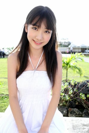 男人爱抚女性胸部的激情视频